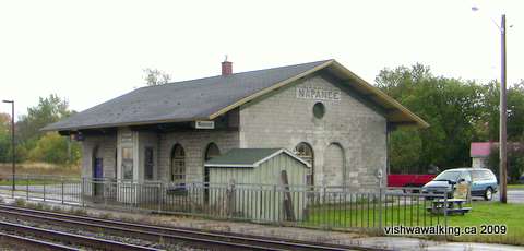 Napanee railway station, 301 John street
