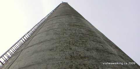 Lakefield cement, stack close up