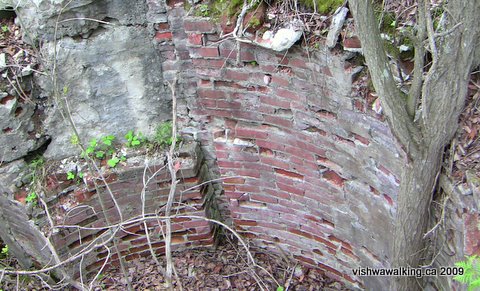 marlbank cement plant, brick silo