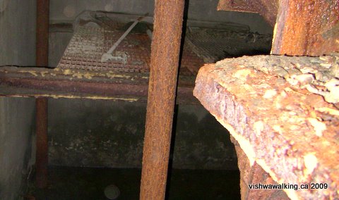 marmoratron, little room below ground