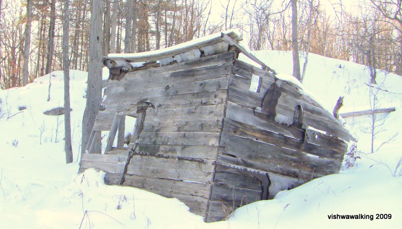 Trapper's Cabin, Doe Lake Trl, Frontenac Park
